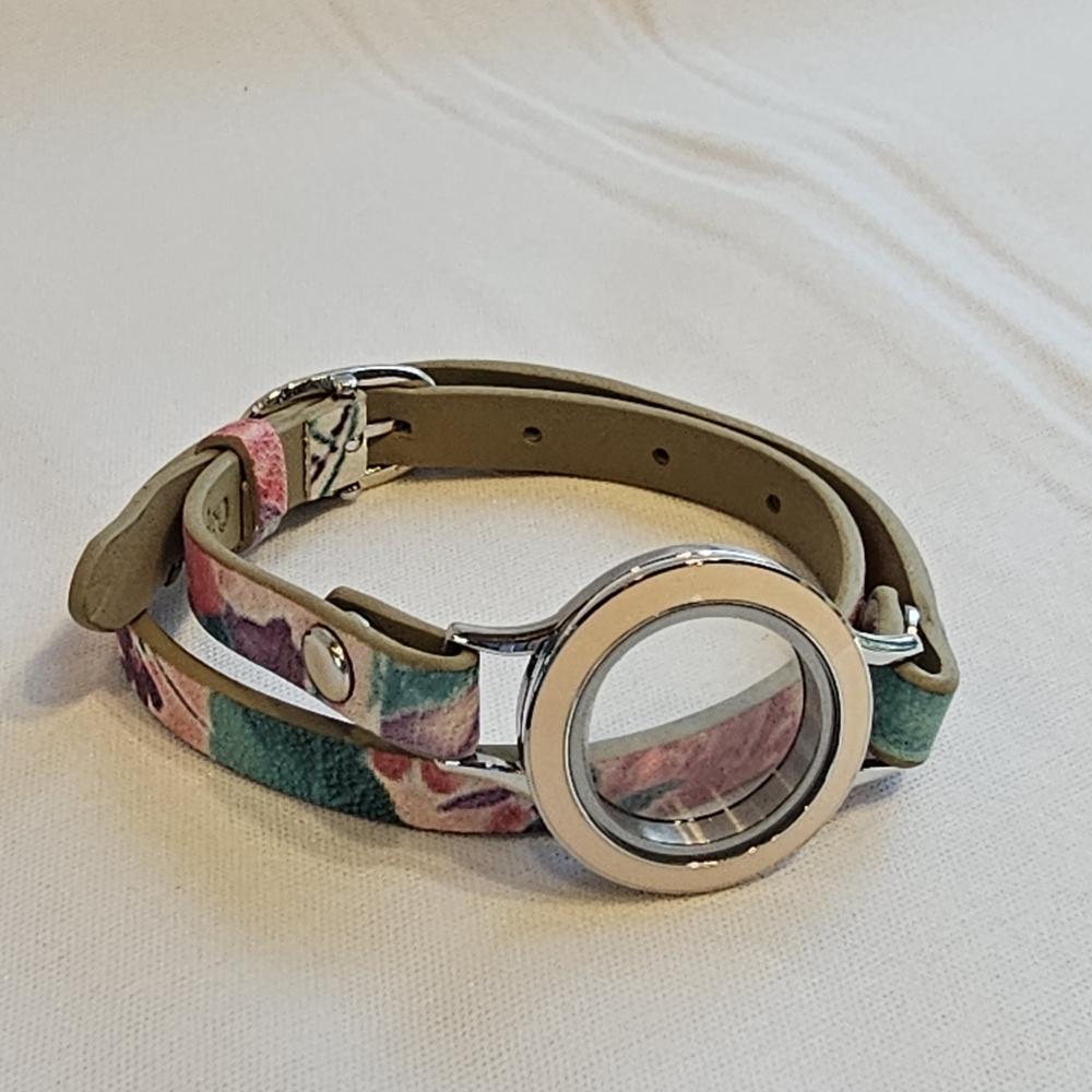 ORIGAMI OWL Living Locket Wrap Bracelet